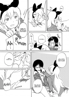 (Geinoujin wa Card ga Inochi! 11) [Domani (Domasshuno)] Ichigo-chan ga Chotto Ijiwaru na Hi | The day when Ichigo was a bit mischievous (Aikatsu!) [English] [Lazy Lily] - page 10